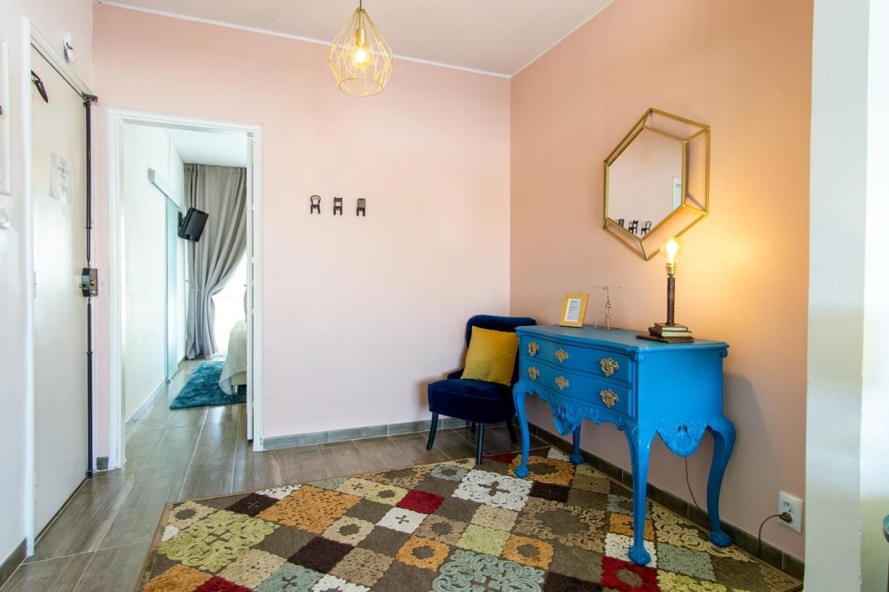 Gaze Out At The City In A Retro-Chic Getaway Lisboa Dış mekan fotoğraf